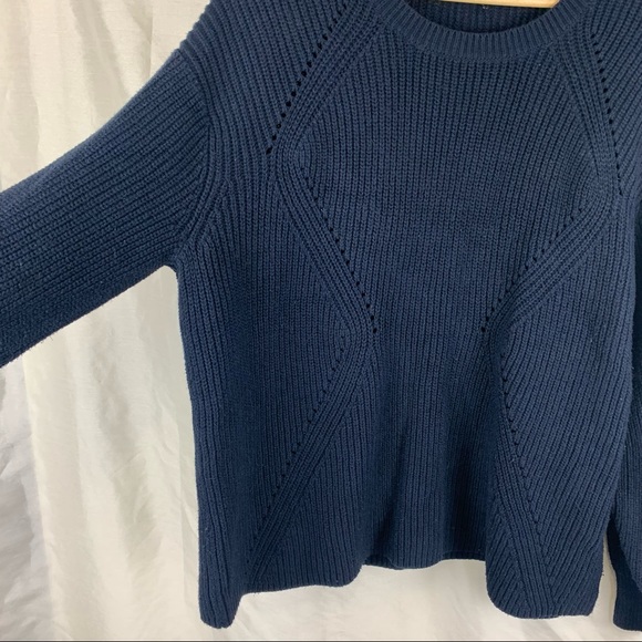 Navy Banana Republic Ribbed Knit Mens Sweater - Picture 3 of 7